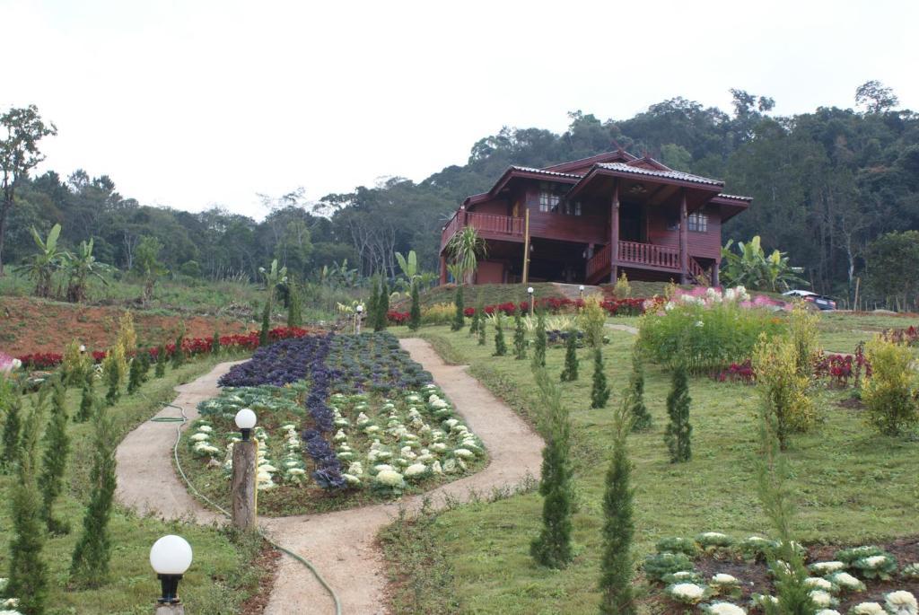 Phu Mok Dok Mai Resort Wiang Kaen Bilik gambar