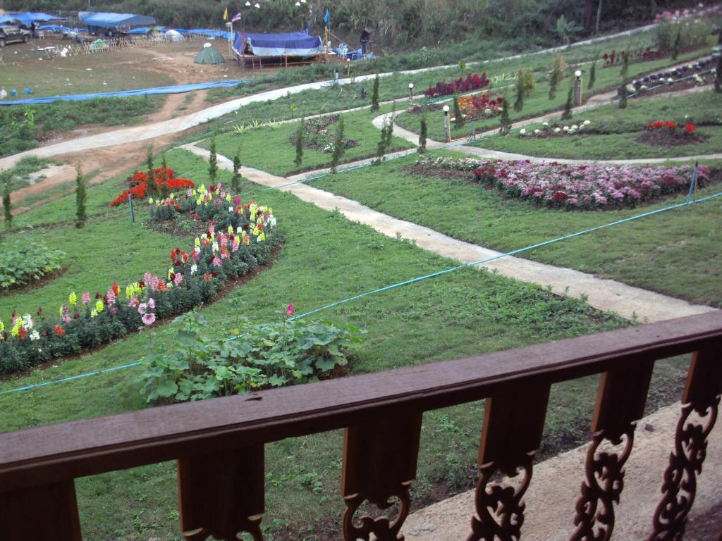 Phu Mok Dok Mai Resort Wiang Kaen Luaran gambar